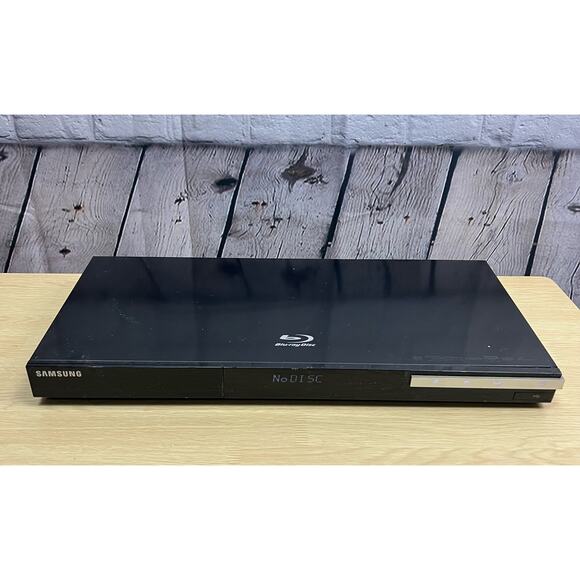 Samsung BD-C5500 Blu-Ray & DVD Player Tested and Working Without Remote - Picture 1 of 10